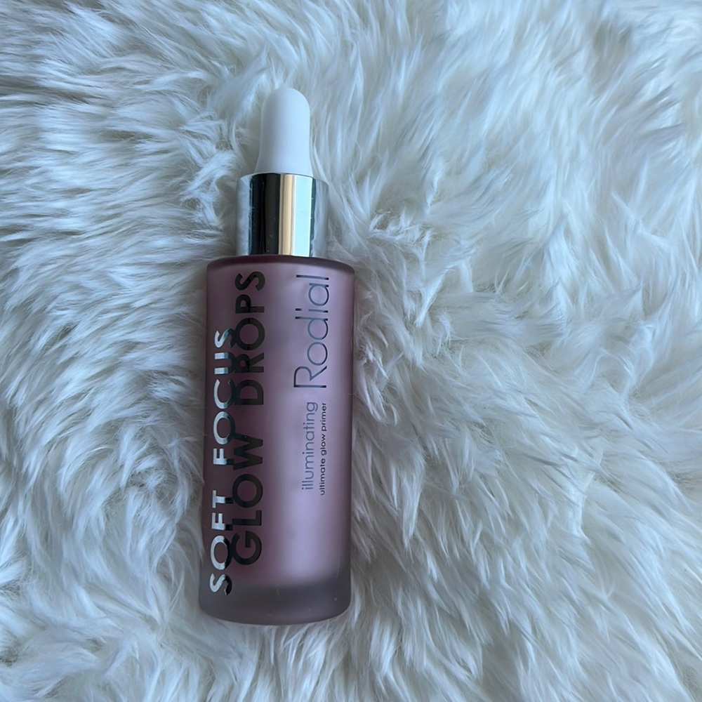 Radial soft focus glow drops